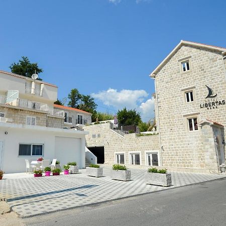 Seafront Apartment Vujovic Prčanj Exterior foto