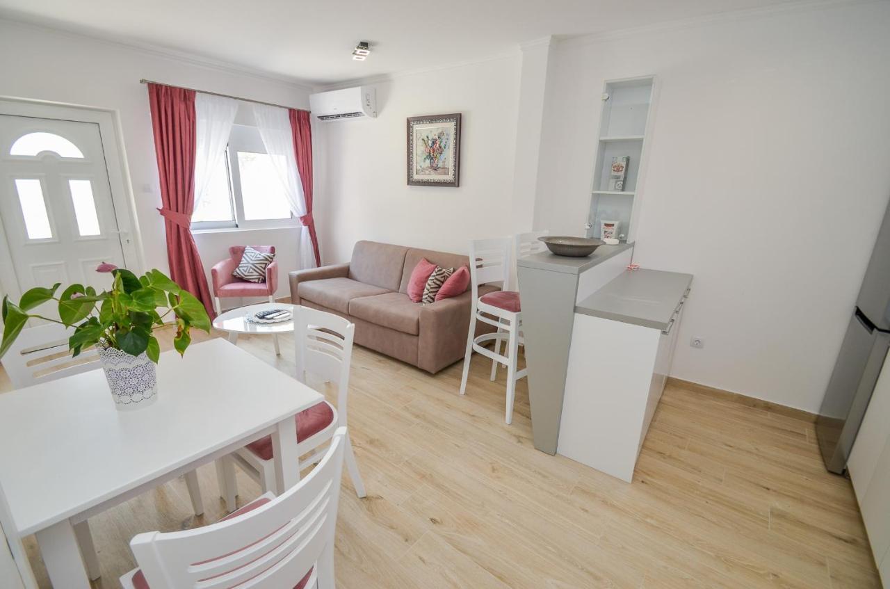 Seafront Apartment Vujovic Prčanj Exterior foto