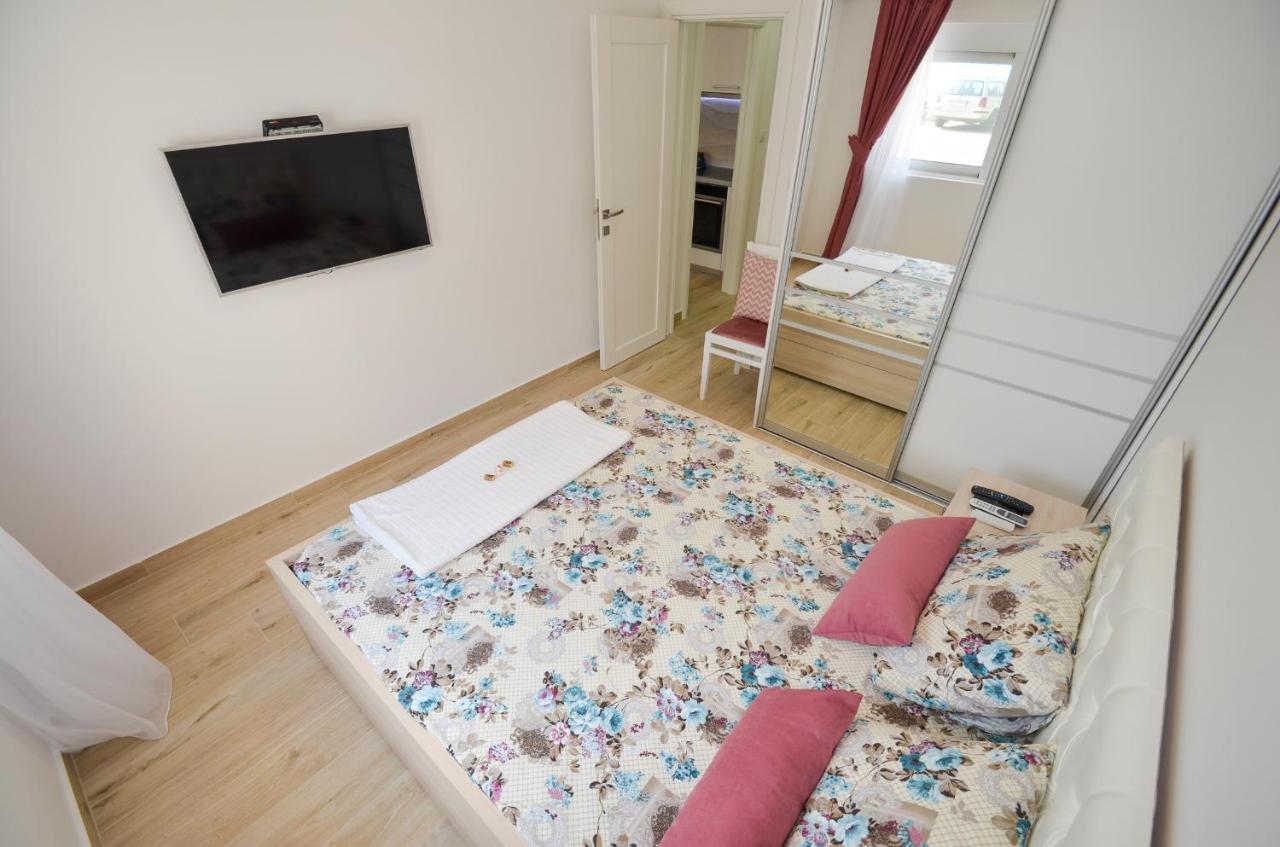 Seafront Apartment Vujovic Prčanj Exterior foto